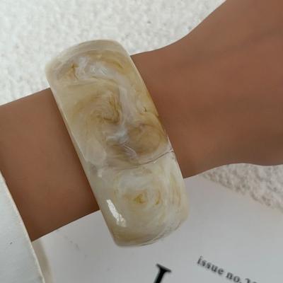 Minority Design Irregular Wide Bracelet Chunky Geometric Hand Ring Retro Resin Bangle  Daily