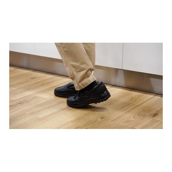 JCM Unisex Adult Wide 3E Cooking Area Less Fatigue Slip-on Restaurant Kitchen Whole Cook Shoes Kitchen Shoes Kitchen Shoes Slip Resistant Water