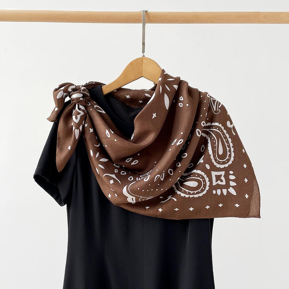 Fashion Paisley Women Head Scarf Printed Soft Female Shawl Wrap Luxury Feel Versatile Stylish Silk Scarves Summer Accessories