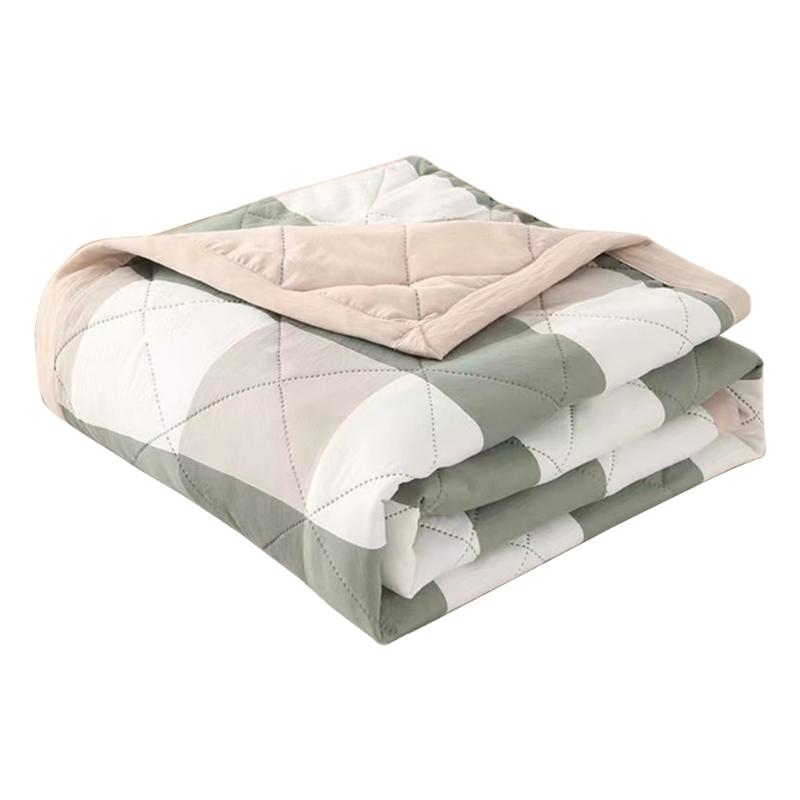 Cooling Comforter Refreshing Bedspread, Cool To The Touch Fabric Cooling Blankets For Hot Sleepers, Easy Care Thin Quilt