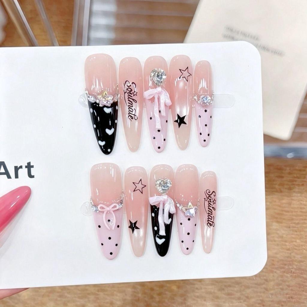 **Star Dream Sweet Deal: Black Polka Dot & Star Nail Art - Girly Vibes**