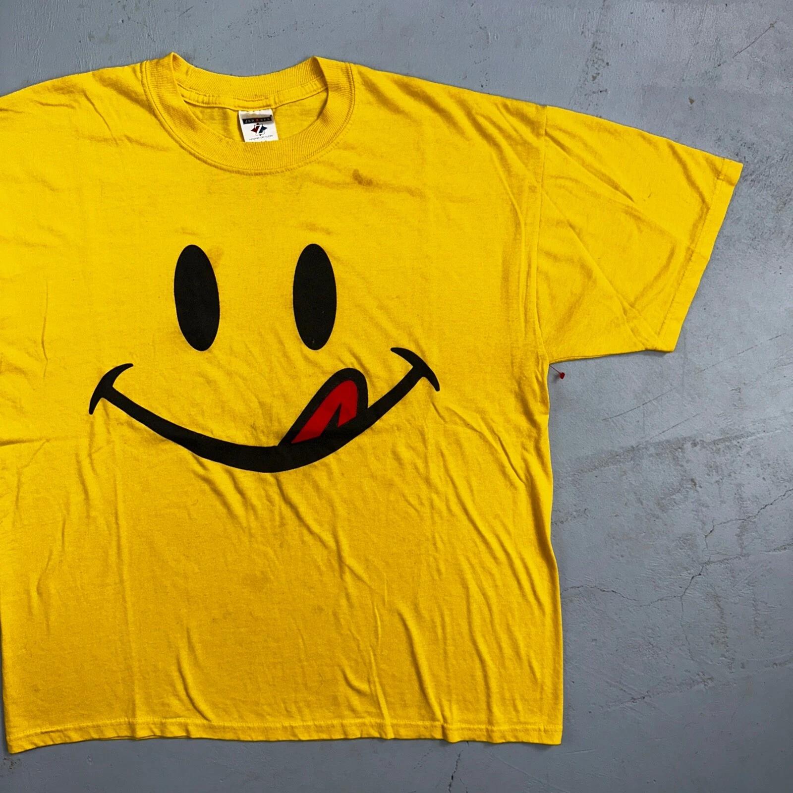 

Smiley Face Y2K VTG T Shirt Jesse Manibusan Nirvana Grunge Yellow Funny Cute Ban M