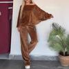 2024 Women's Gold Velvet Two-Piece Set: Solid Color Round Neck Batwing Sleeve, Perfect for Autumn and Spring.