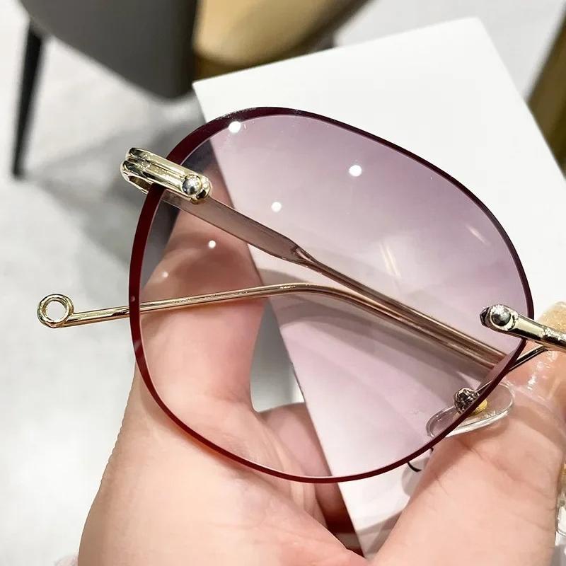 Frauen Männer Luxus Randlose Lesebrille Mode-Design Runde Gradien Eyewear Trendy Neue Damen Weitsichtbrille Grad
