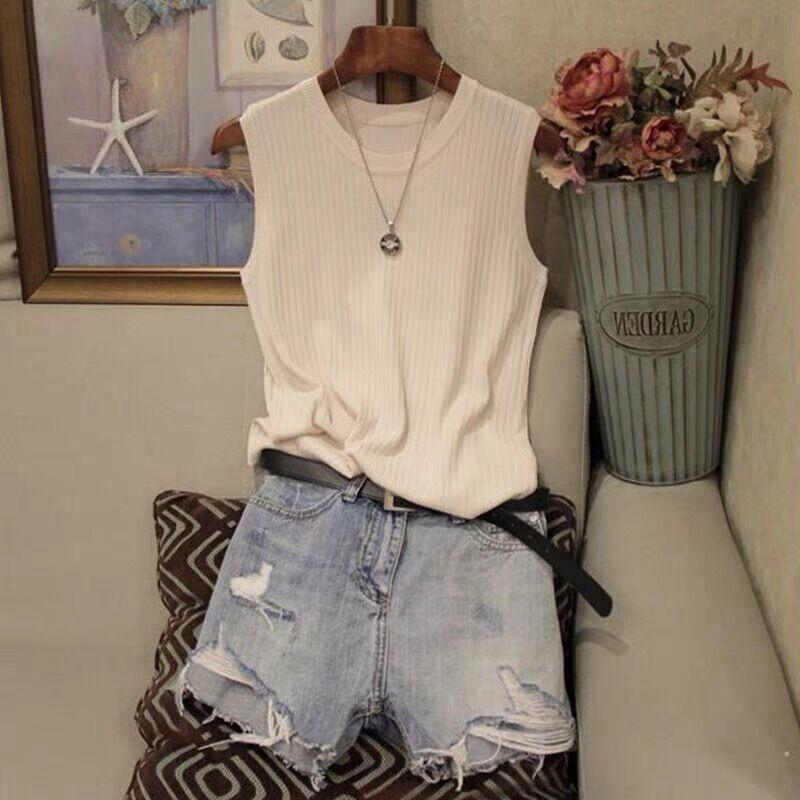 High-end knitted sweater sleeveless T-shirt women's summer slim-fitting and thin celebrity temperament versatile top trend