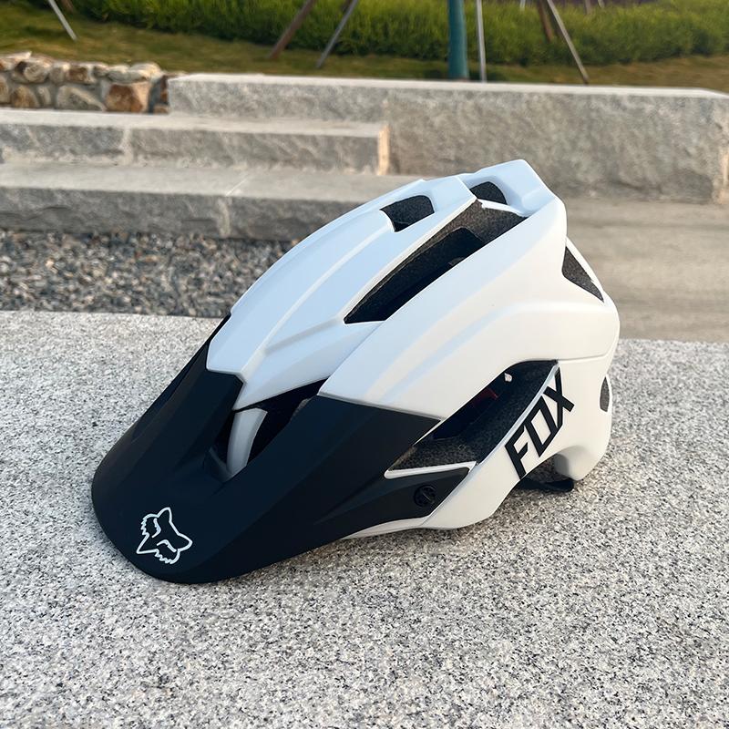 Helmet Men's Downhill Mountain Bike Half Helmet AM Greenway Off-Road Teen Riding Helmet Integrated Forming