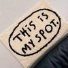 VIKAMA Simple Letter Synthetic Cashmere Area Rug Soft Indoor Floor Mat Bedroom Bathroom Anti-slip Floor Mat Home Decoration