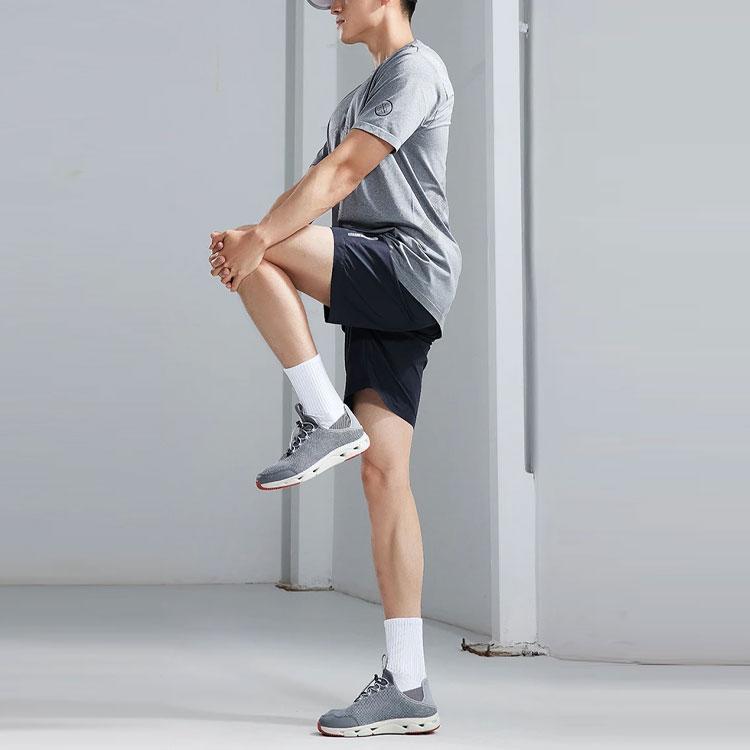 Li-Ning Quick-Dry Cool Breathable Solid Color Logo Letter Print Straight Leg Fitness Sports Shorts Men shorts Black AKST617-1