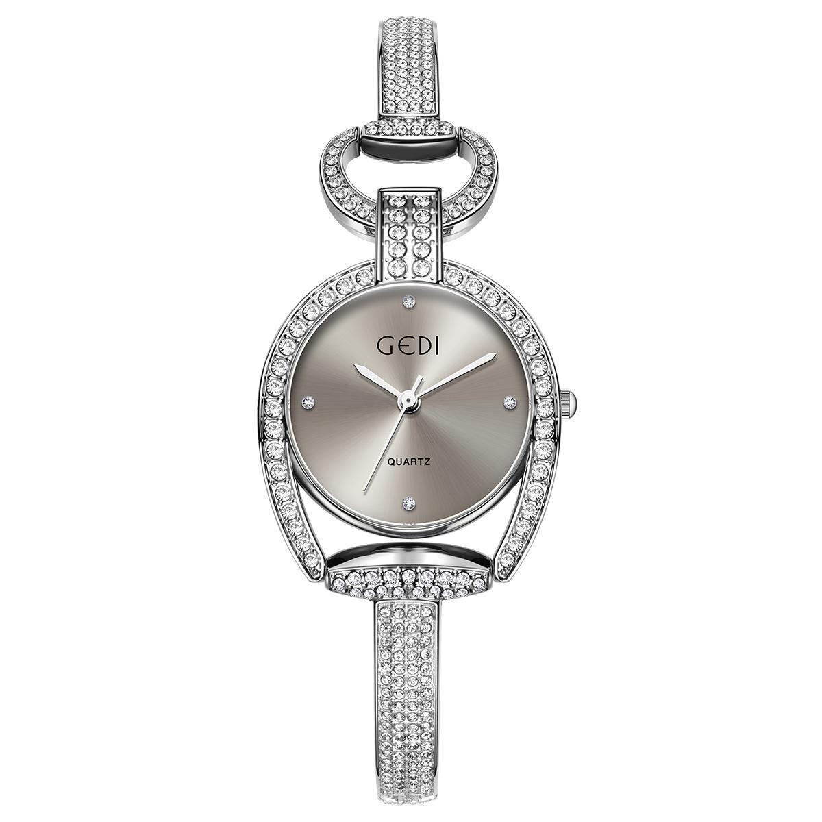 Light Luxury Gypsy Star High-Value Women S Watch Exquisite Niche High-End Irregular Hollow Bracelet Watch