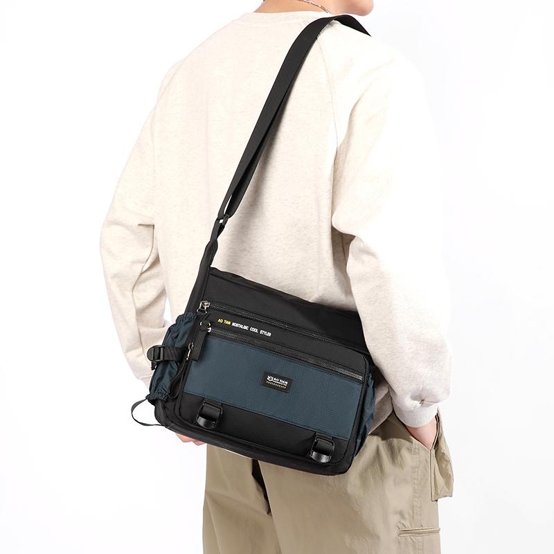 Casual Sports Men's Large Capacity Multi-compartment Shoulder Bag