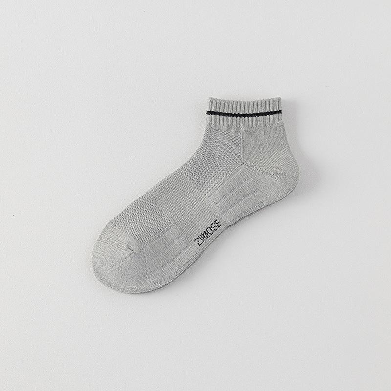 Men's Summer Thin Mesh Breathable Sports Towel Bottom Shock Absorbable Non Slip Low Top Socks