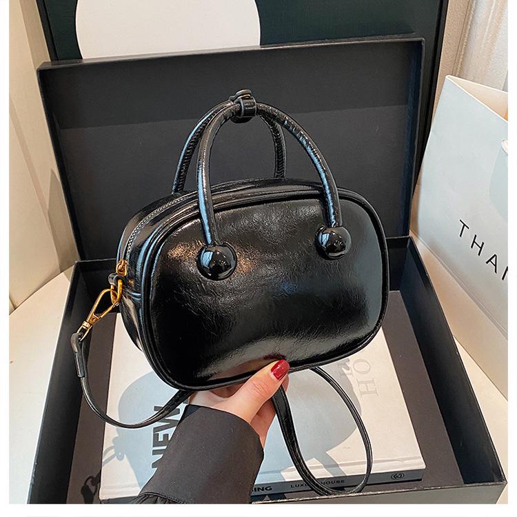 Summer 2025 Women's Fashionable Versatile High-End Small Handbag & Crossbody