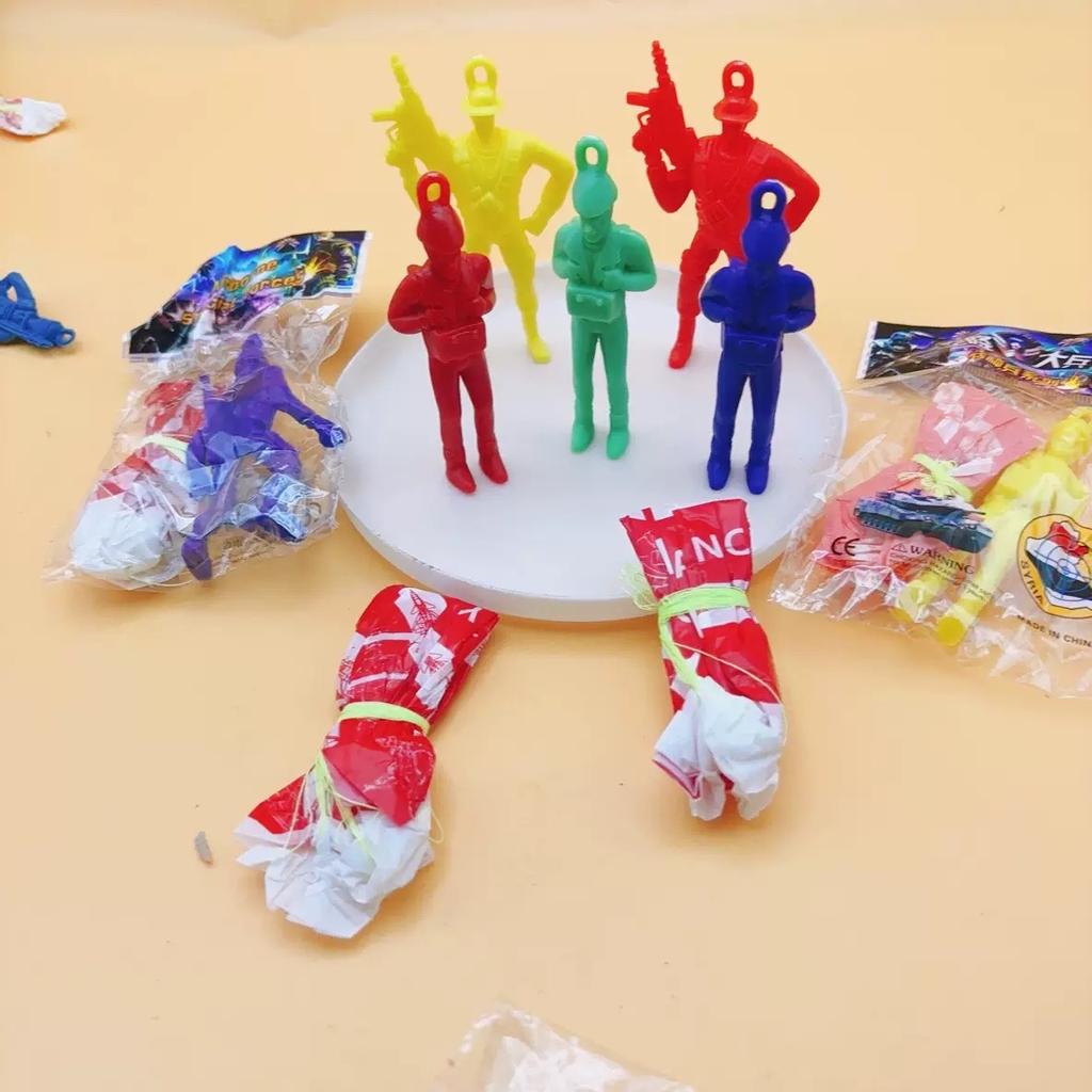 Hand Throwing Mini Soldier Parachute Toys For Kids Fun Play Outdoor Sports Game Children's Educational Gifts