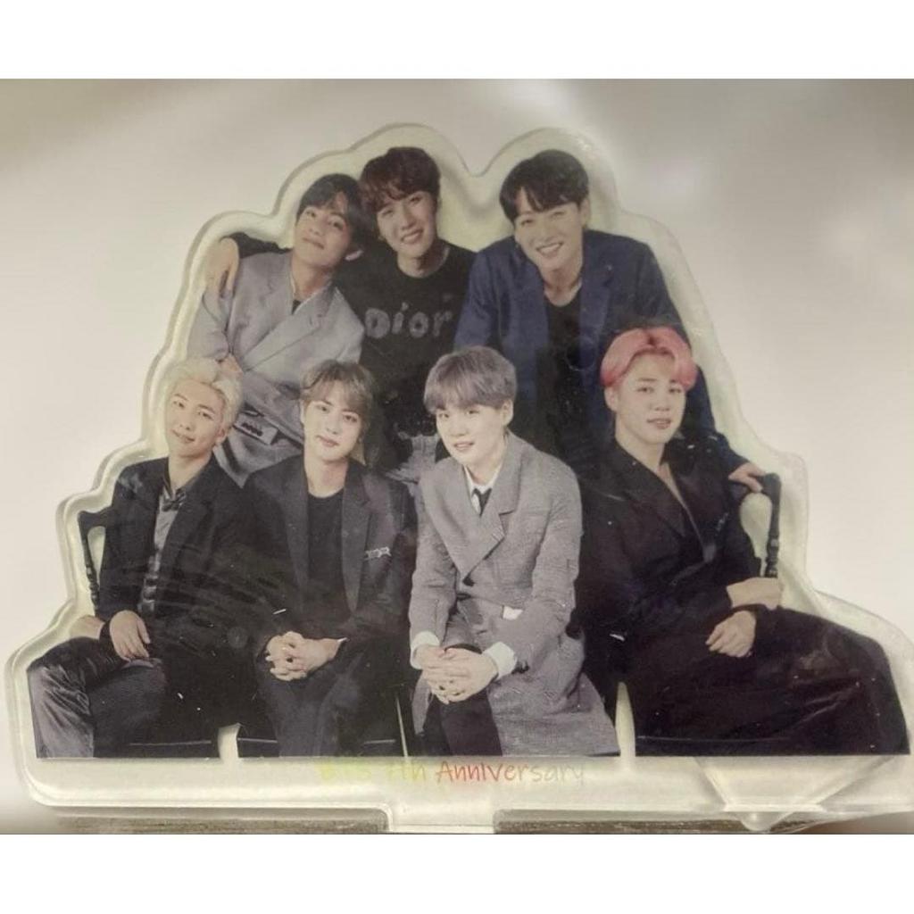Used BTS Official Light Stick Ver.2 & Acrylic Stand
