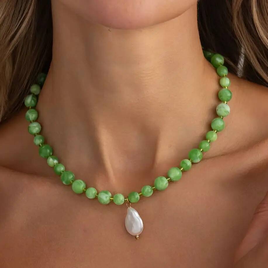 Salircon Exquisite Bohemia Green Glass Beads Choker Necklaces for Women Trendy Imitation Pearl Pendant Neck Accessories Jewelry