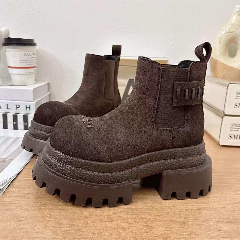 2026 Nuovi Scarpe Basse Stivali alla Caviglia Donna Camoscio Piattaforma Casual Scarpe Sportive Camminata Nuovi Stivali Invernali Accoglienti Moda Chelsea Stivali da Donna