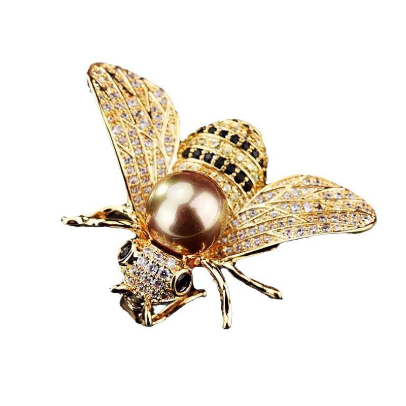 Elegant Zircon Bee Brooch for Women - Timeless and Versatile Fashion Accessory