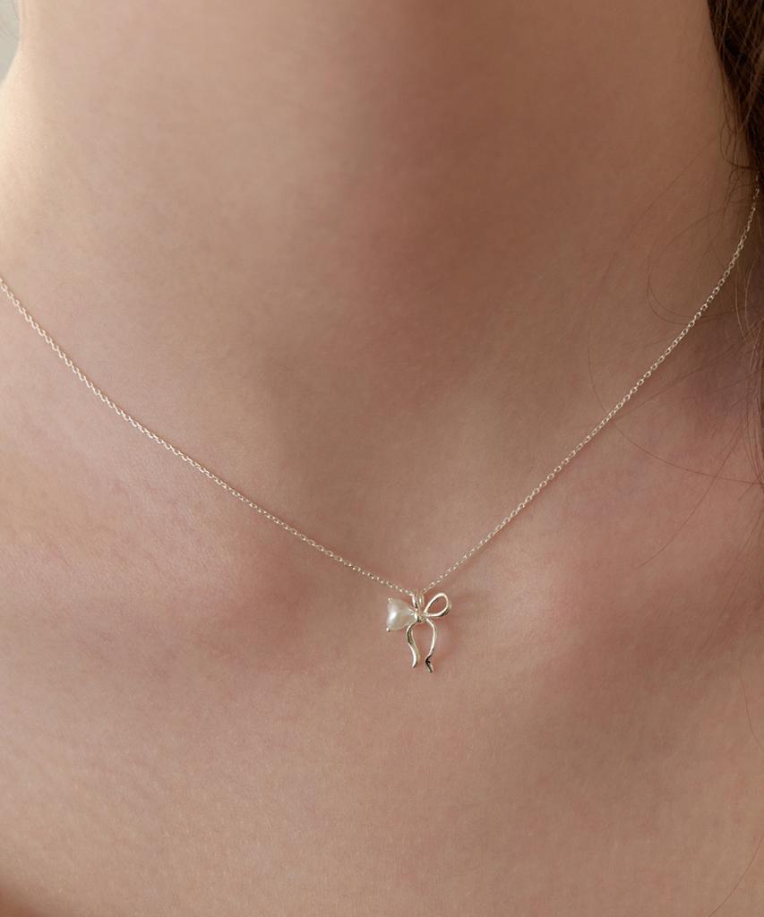 Tatiana (Silver 925) One-Side Heart Ribbon Necklace Nz2171