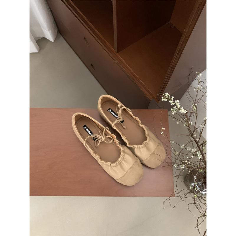 Spring and summer 2025 new gentle fairy style soft leather retro casual round head shallow mouth single shoes flat ballet shoes
