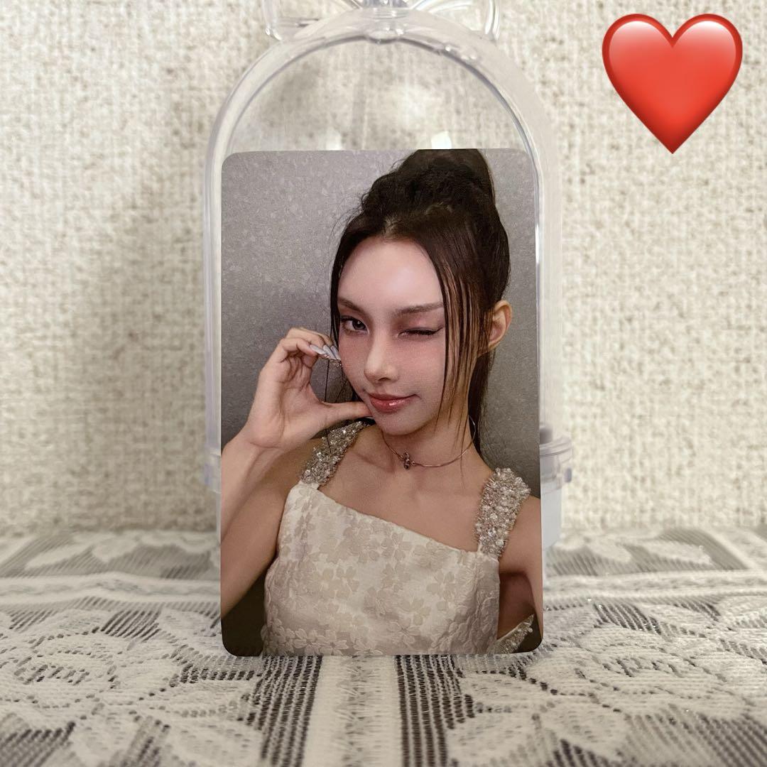 

[Б/У] Торговая карта ILLIT Юна weverse камбэк лайв