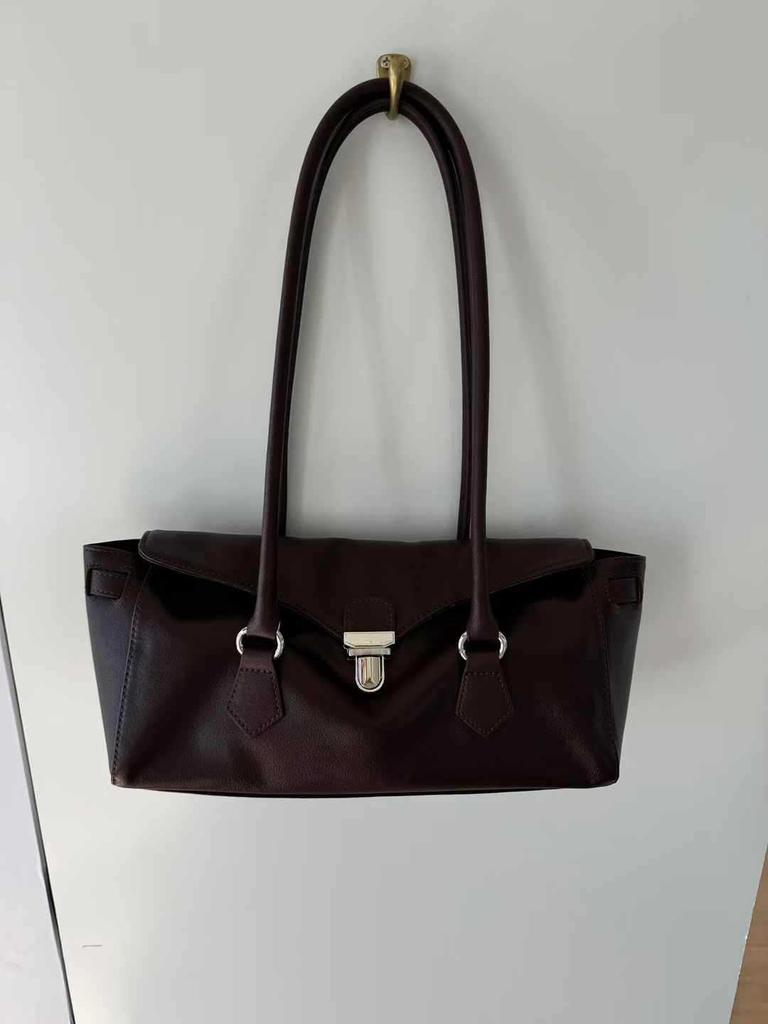 French Leather Women's Bag Cowhide Armpit Shoulder Bag Large Capacity French Stick Bag Commuting Tote Bag Women's Versatile Handbag