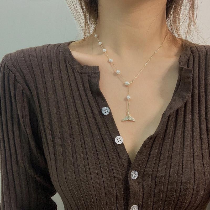 Four Pearl Pendant Necklace Women'S Light Luxury Niche Collarbone Chain Design Sense Simple Accessories