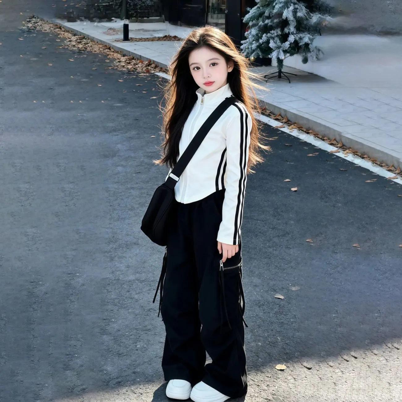Girls  Stylish Hoodie & Sweatpants Set - Trendy Spring/Autumn Workwear Two-Piece for Little Fashionistas 140 cm белый