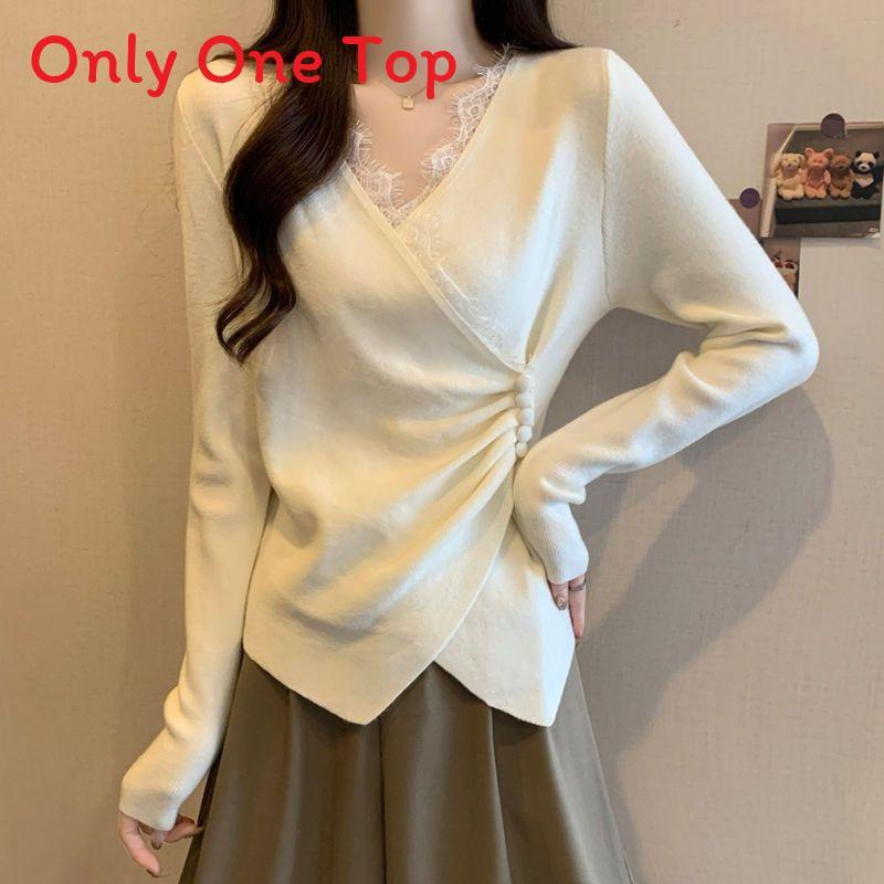 Casual T Shirt For Women With Lace Collage And Deep V Neck In Soft Fabric For Office Wear