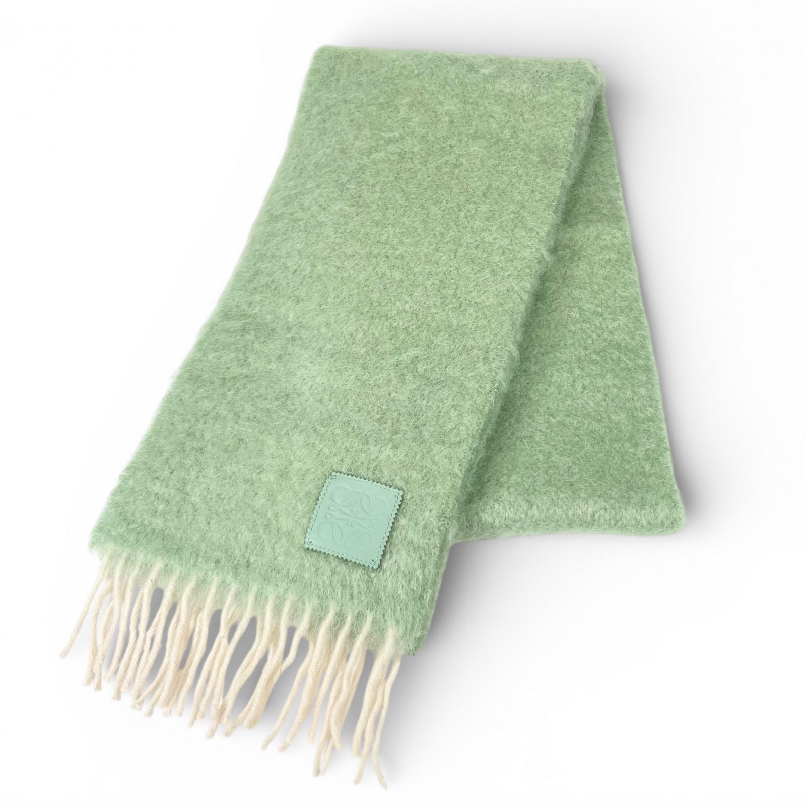 

Excellent LOEWE Scarf Anagram Leather Patch Fringe green mohair Women Used