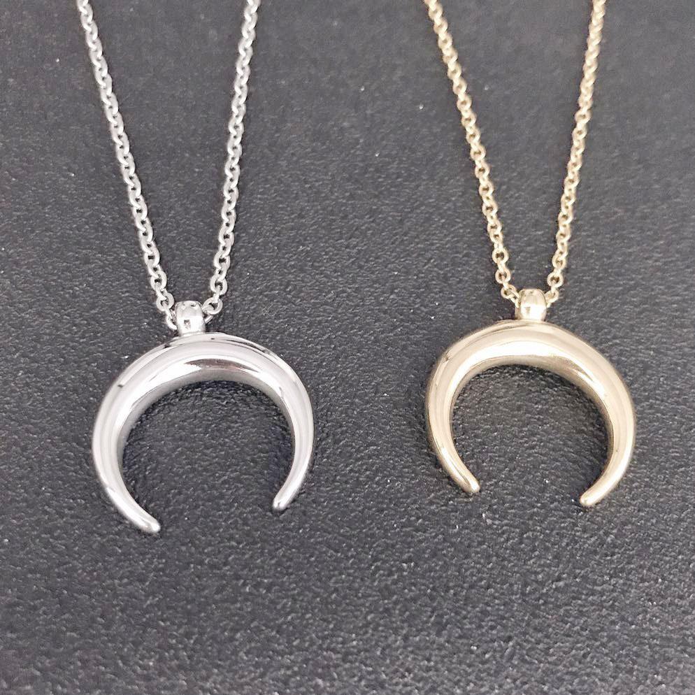 Exquisite Stainless Steel Necklace Half Moon Pendant Valentine'S Day Gift