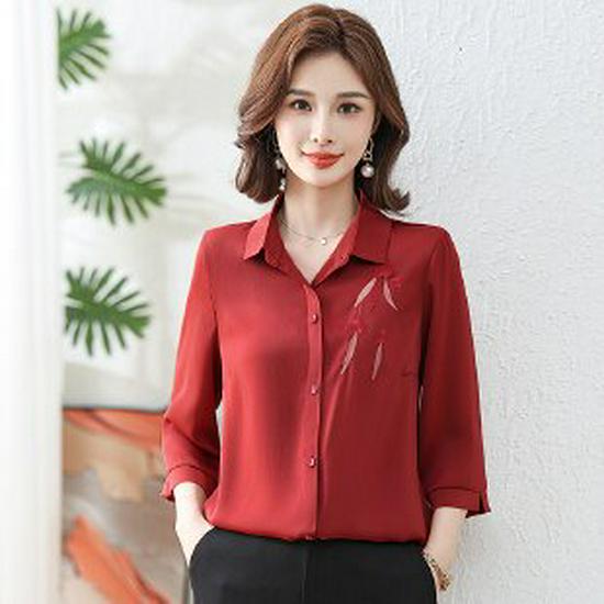 Mom s Spring 2026 Elegant Slimming Seven-Sleeve Shirt for Middle-Aged & Elderly Women. 5XL красный