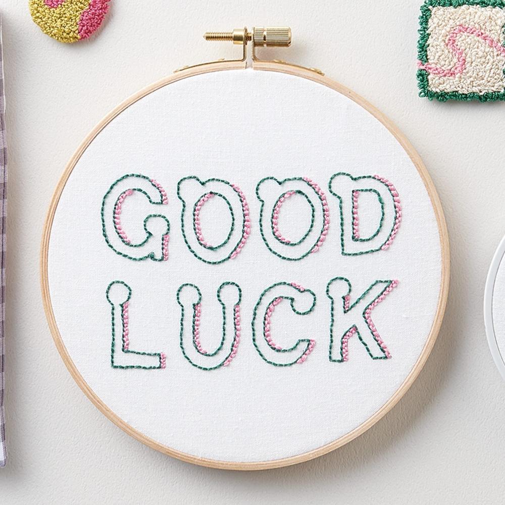 Vyšívací nástroj Clover "Startovací sada Free Stitching 57410"