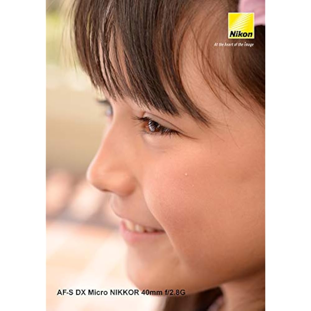 Nikon Single Focus Micro Lens AF-S DX Micro NIKKOR 40mm f/2.8g for Nikon DX Format