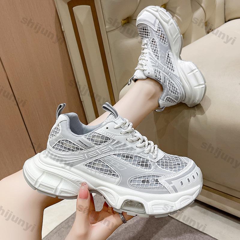 Women's White Sneakers 2026 New Mesh Breathable Platform Sports Running Shoes Comfortable Fashion Cross Tied Vulcanized Shoes