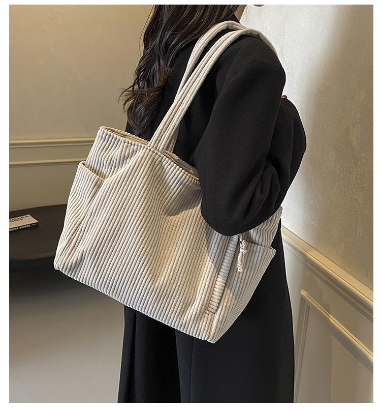 Women's Autumn 2025 Versatile Large Capacity Corduroy Shoulder Bag - Fashionable Commute & Casual Use