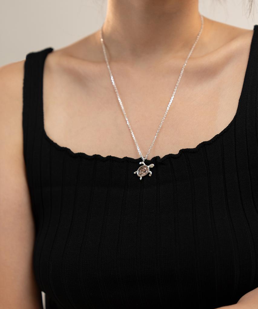 Boldiere Swimming Turtle Necklace_ N24