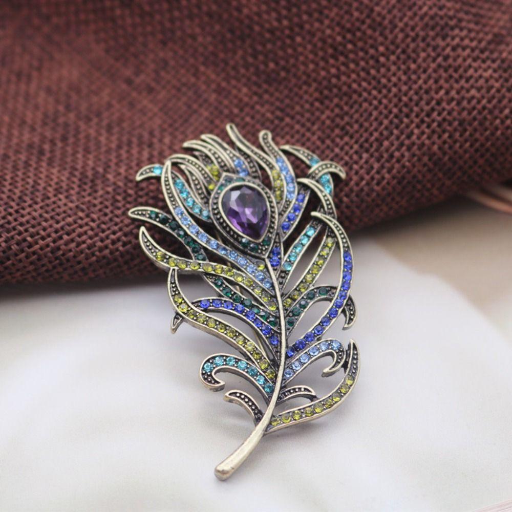 Elegant Temperament Peacock Brooch Temperament Peacock Lapel Pins Colorful Peacock Brooch Women
