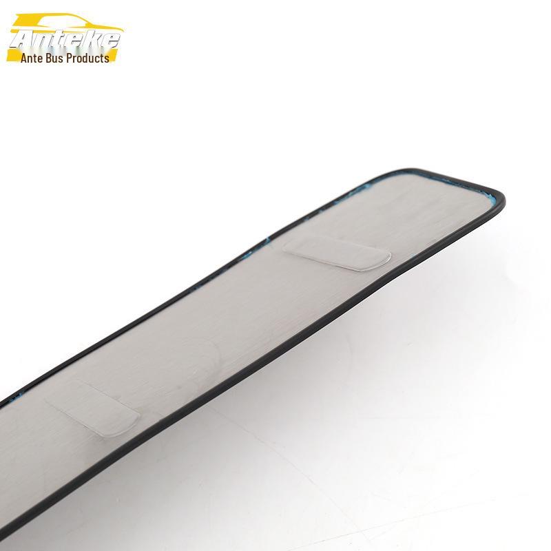 Zhonghua V5 Nerezový zadní chránič chránič pátých dveří