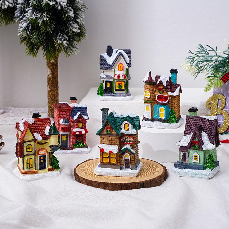 Christmas Ornament Mini Small House Luminous Used For Holiday Home Decor Christmas Tree Party Acesssories Desktop Ornament Gift