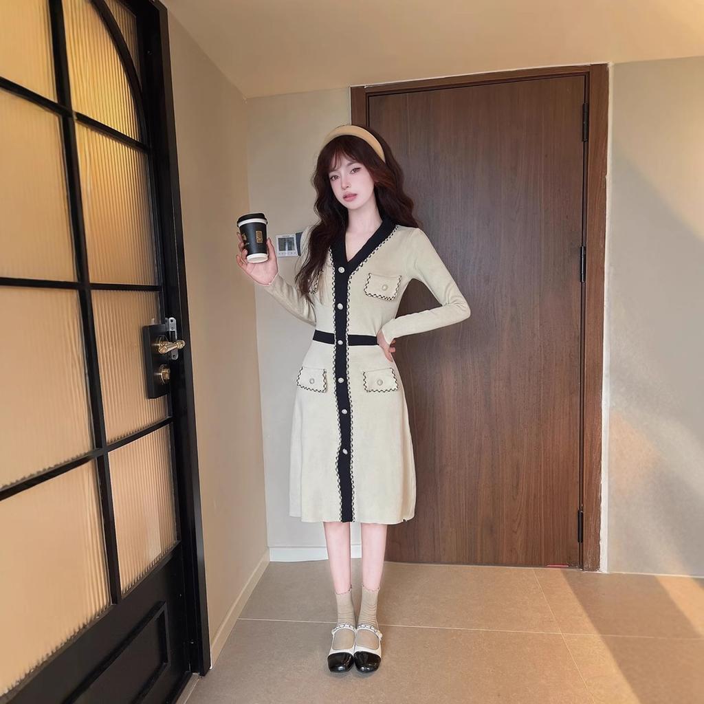 Spring New Hepburn Style Knitted Dress Women's Contrasting Color Long-sleeved Small Fragrant Style Inner with Hip-wrapped Sweater Skirt