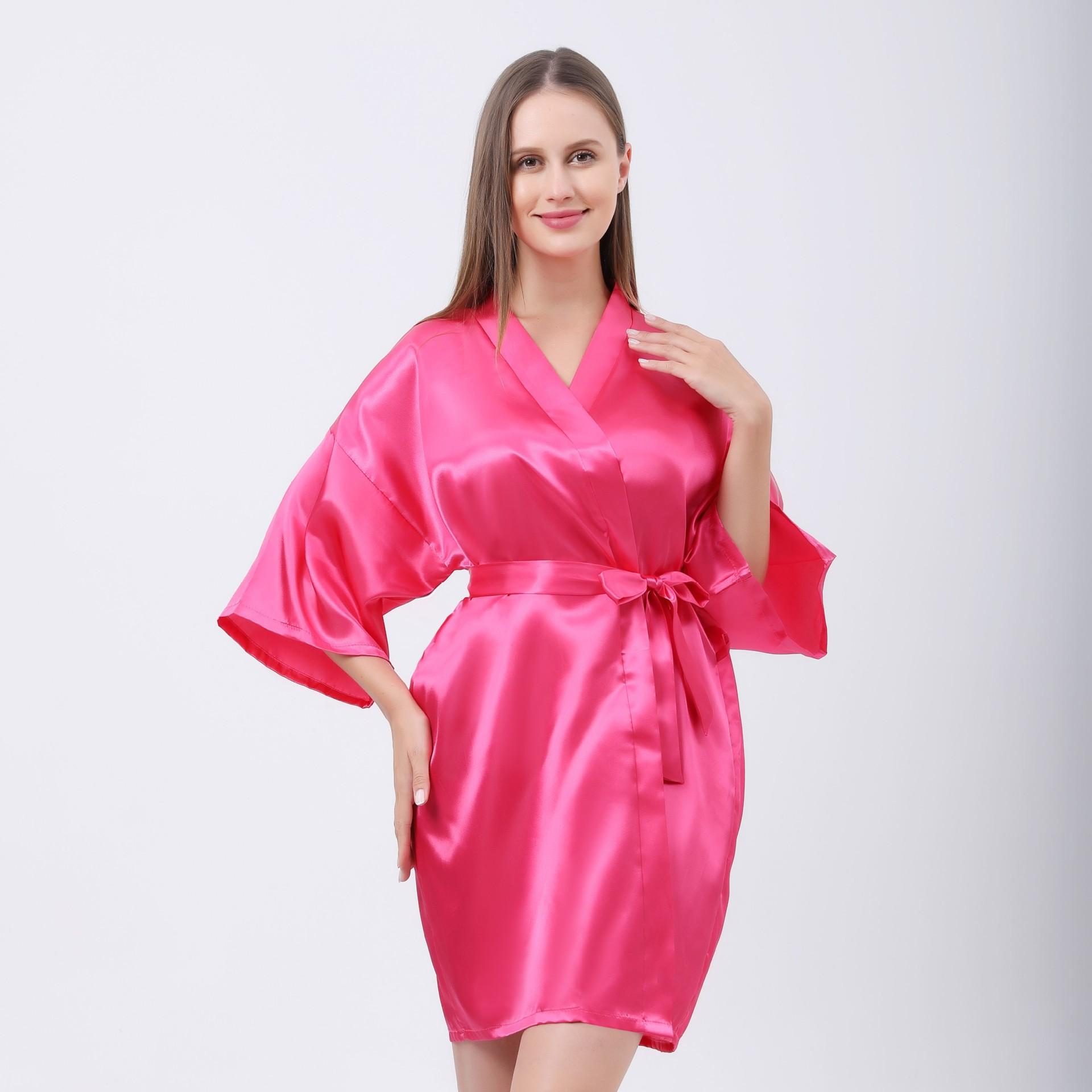 

Шелковый блестящий халат большого размера, модный темперамент, элегантный однотонный домашний халат, утреннее платье для сестер, праздничный халат, удобная домашняя одежда One size