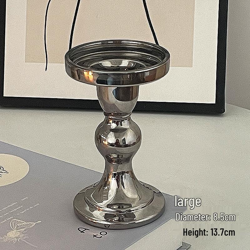 Roman Column Crystal Glass Candlestick: Retro Ornament for Romantic Candlelight Dinners and Photo Props.