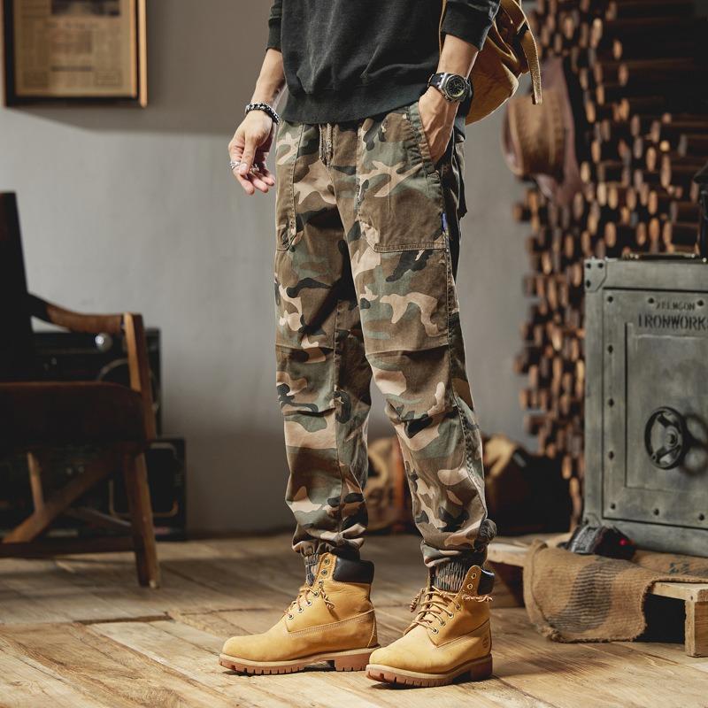 

Outdoor tooling camouflage pants casual loose tooling pants men s high-end sense ruffian handsome men s clothing sports corset men s clothing 38 хаки