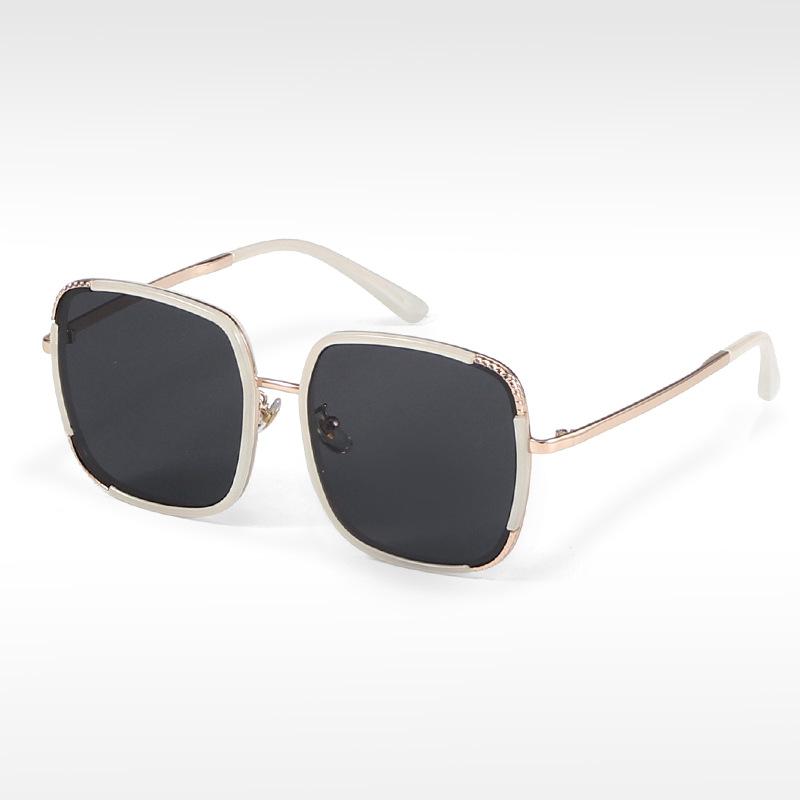 Oversized Nylon Nonpolarized Womens Fashion Sunglasses Uv Sun Protection