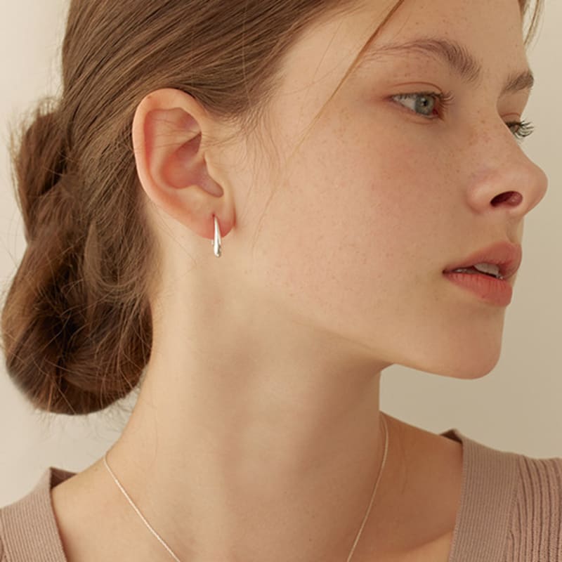 Lewe Long teardrop earring