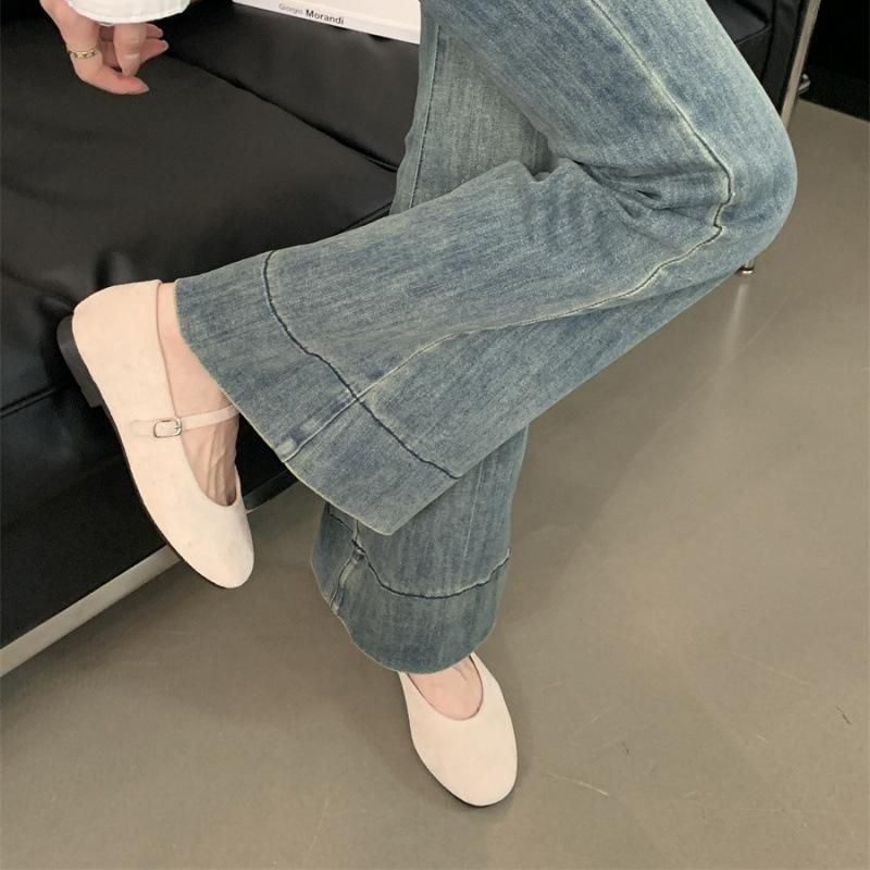 Retro Grandma Shoes Girl Autumn 2025 New Gentle Fairy Wind Round Head Shallow Mouth Soft Sole Mary Jane Shoes
