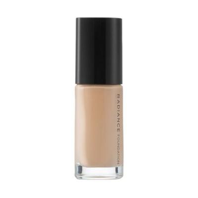 Radiance Foundation Sand 35ml – Strahlende Full-Coverage Feuchtigkeitsspendende Foundation