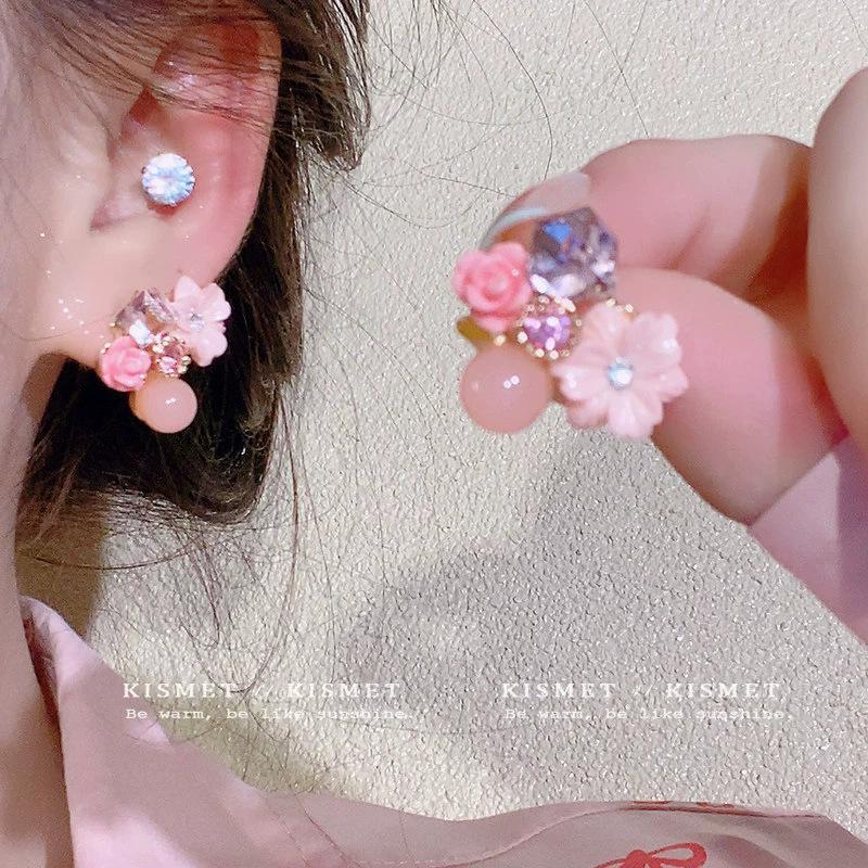 Silver Needle Retro French Flower Earrings Women's High Sense Niche Temperament Pearl Stud Earrings Ins Style Earrings