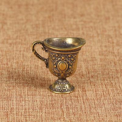 Anticient Royal Palace Mini Cup Ornament Trinket Antique Bronze Buddhist Holy Water Cup Figurine Brass Desktop Decoration