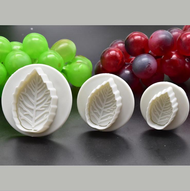 3-Piece Springform Cake & Cookie Mold Set with Fondant Embossing Mold